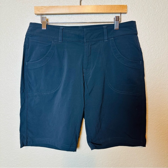 Lucy Activewear Women’s Shorts Size Medium - Picture 2 of 5